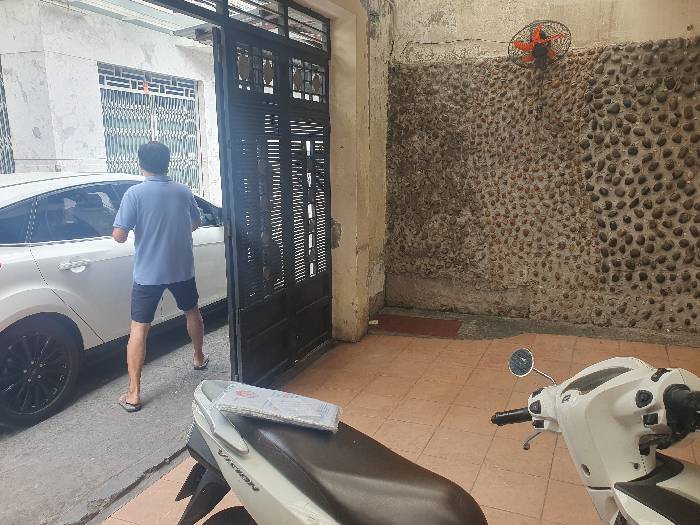  BÁN GẤP CĂN GÓC 2 MT HXH NGUYỄN THỊ TẦN [P2, Q8] 123M2 (5 X 25M)4T, 4PN, 5WC CHỈ 12.8 TỶ 