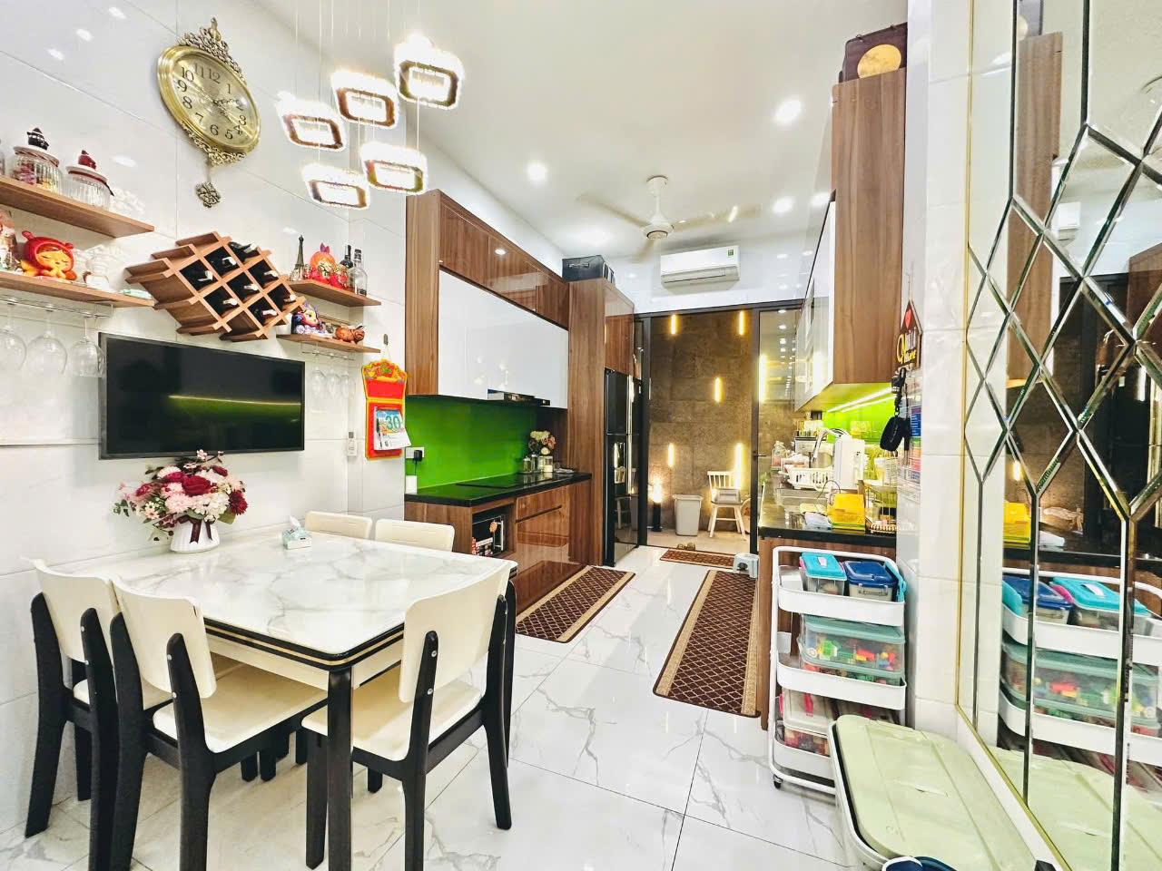  Bán gấp MẶT NGÕ 52m giá 12  tỷ Ô TÔ KINH DOANH Quan Nhân, Thanh Xuân. 