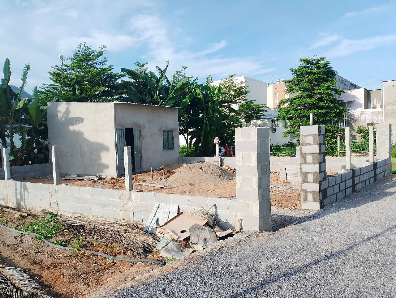 BÁN ĐẤT TẶNG NHÀ CẤP 4 – TRUNG TÂM BẮC NHA TRANG – GIÁ TỐT! 