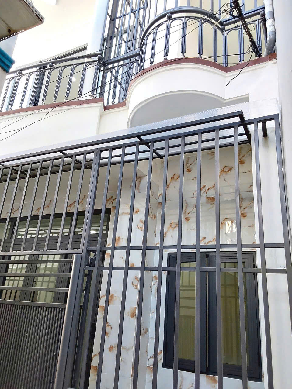  NHÀ MỚI HẺM TRẦN QUÝ CÁP NHA TRANG 