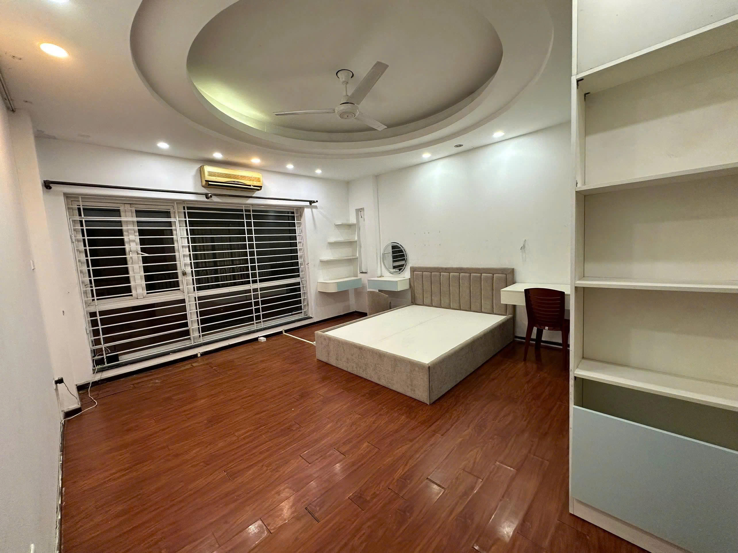  DUY NHẤT 1 PHÒNG TẦNG 2 RỘNG 35M2 TẠI VĂN QUÁN, HÀ ĐÔNG 