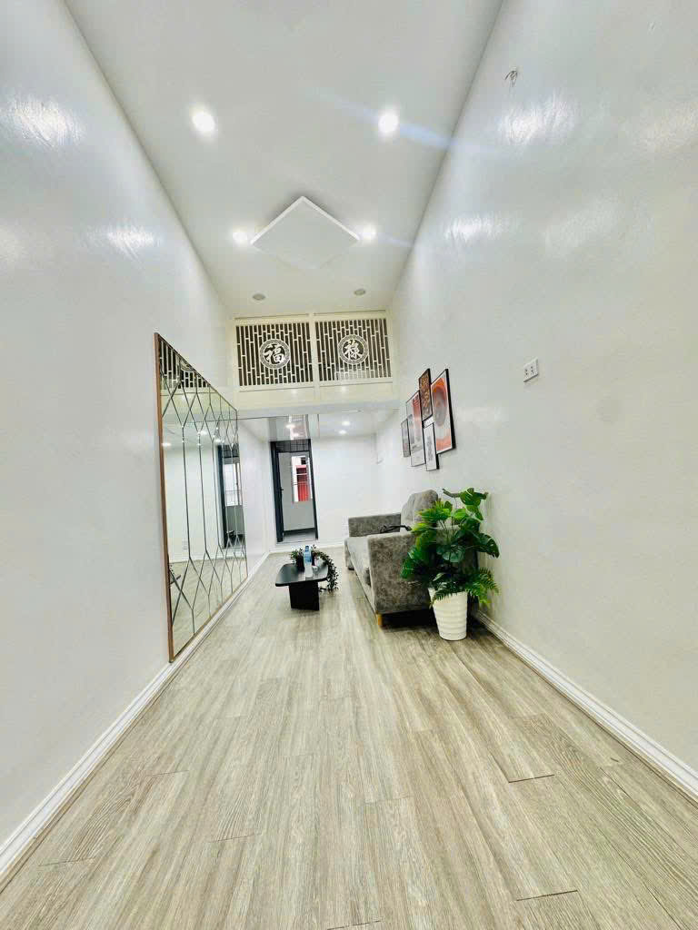  Nhỉnh 2 Tỷ - Minh Khai - Hai Bà Trưng 