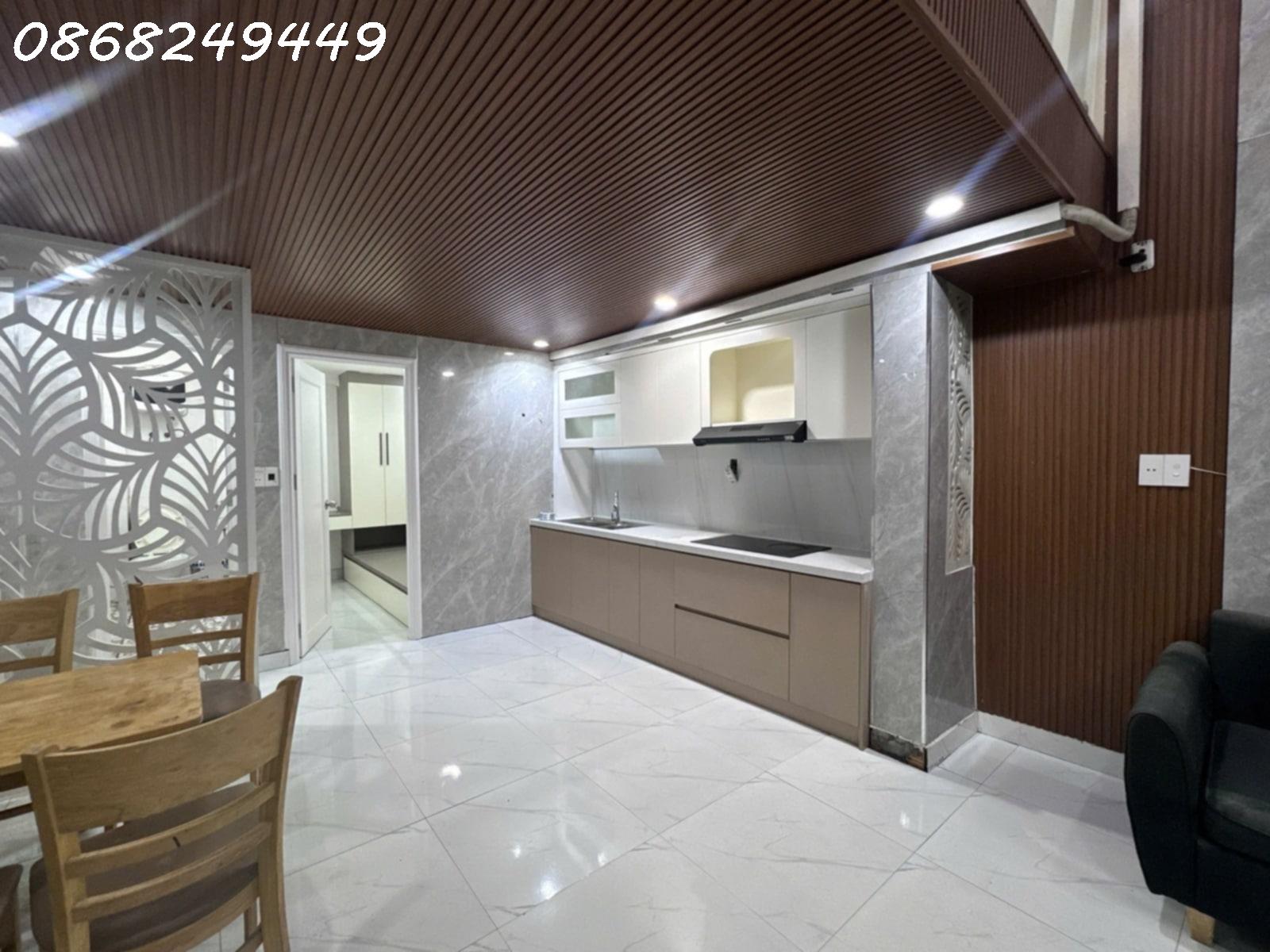  ????Bán nhà trung tâm Hải Châu, vài bước ra lê duẩn, 2 tầng rưỡi mà giá chỉ nhỉnh 3 tỷ. 