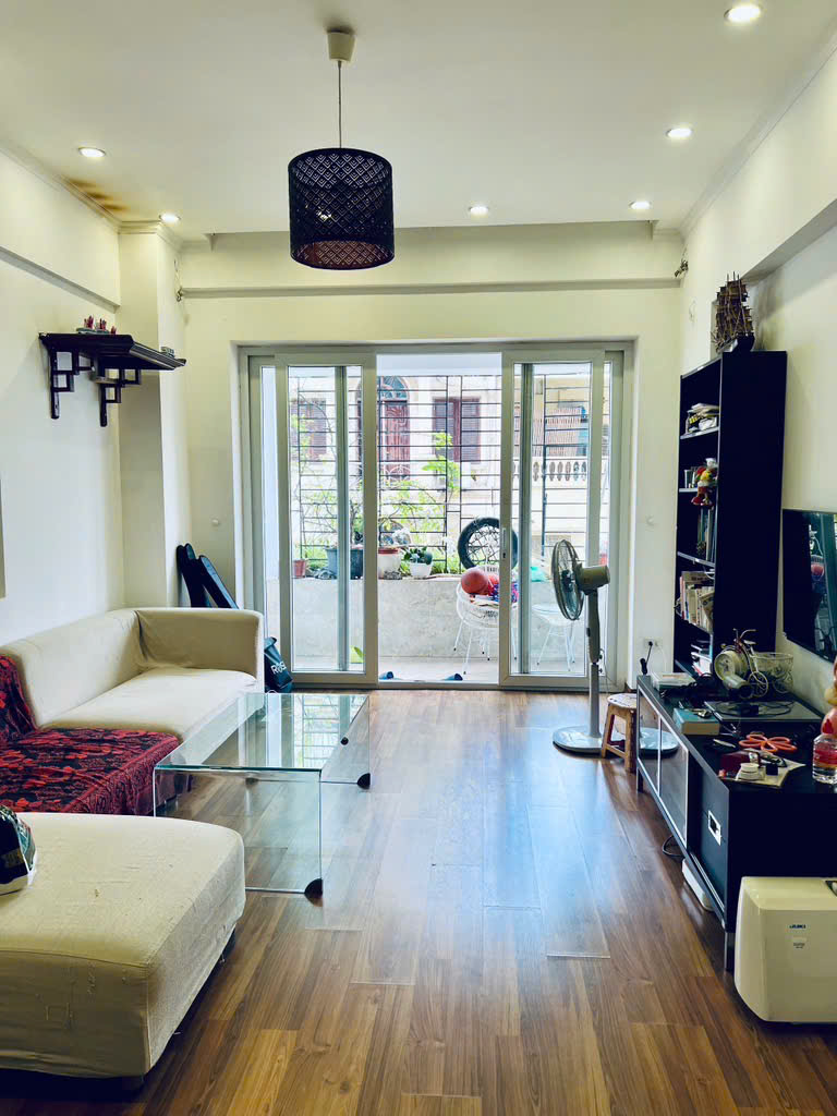  Nhà phân lô Tăng Thiết Giáp – Đại lộ Tây Thăng Long - 35m2 x 5 tầng - ô tô đỗ 10m - 9,5 tỷ 
