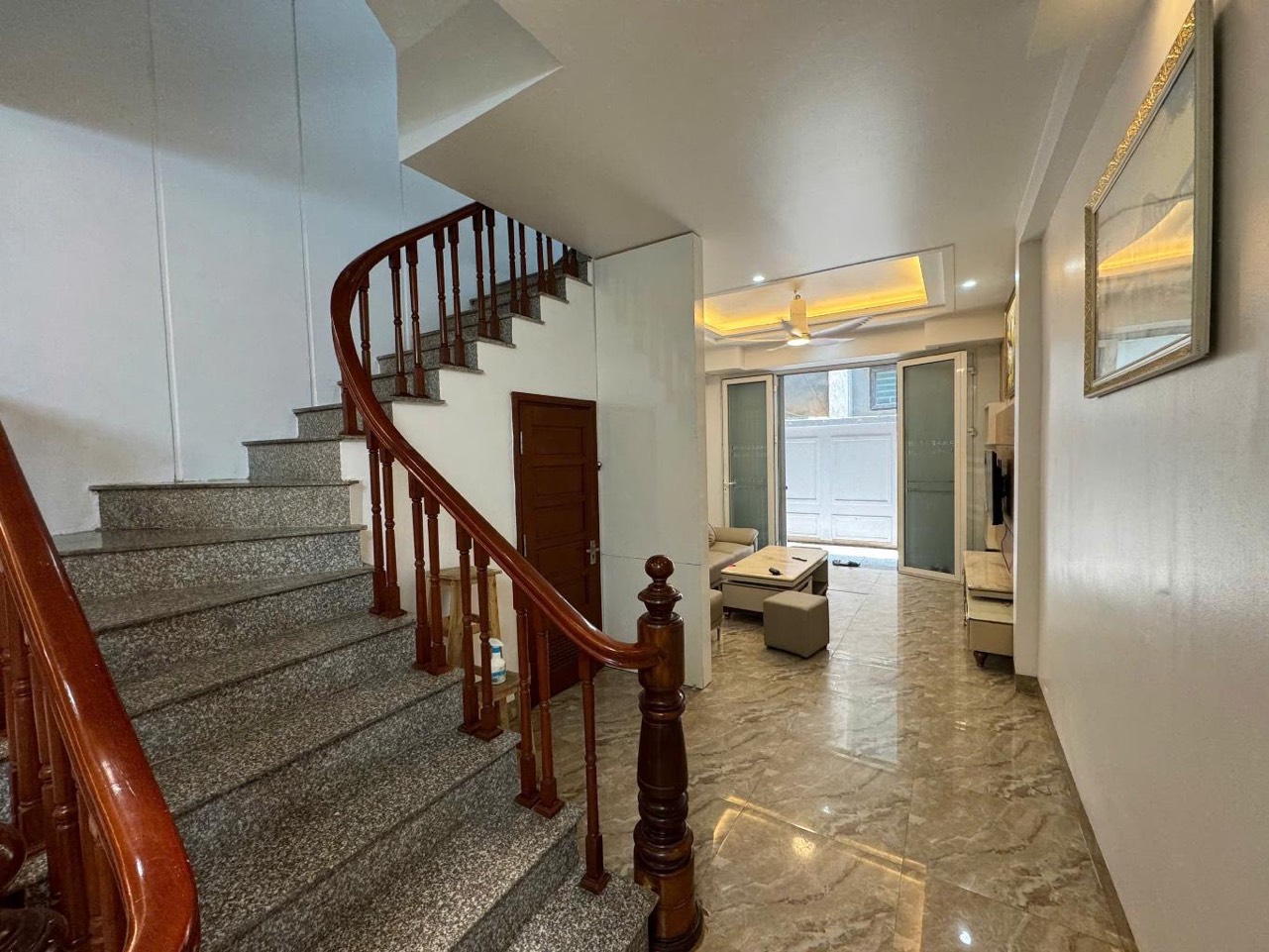  TT Ngọc Thuỵ- Đông Trù 45m2 b.an gấp nhà 4 tầng 4pkk chỉ hơn 6 tỷ nhà đẹp nhận nhà ngay 