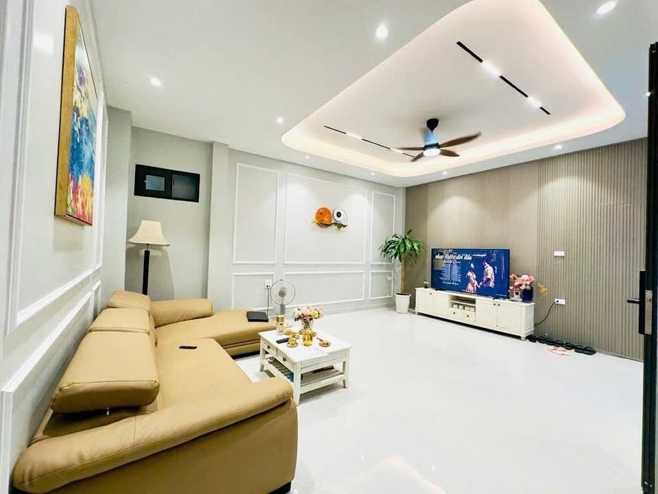  BÁN NHÀ KIM GIANG, GẦN PHỐ, TIỆN KINH DOANH, 55M2, GIÁ 8.65 TỶ 