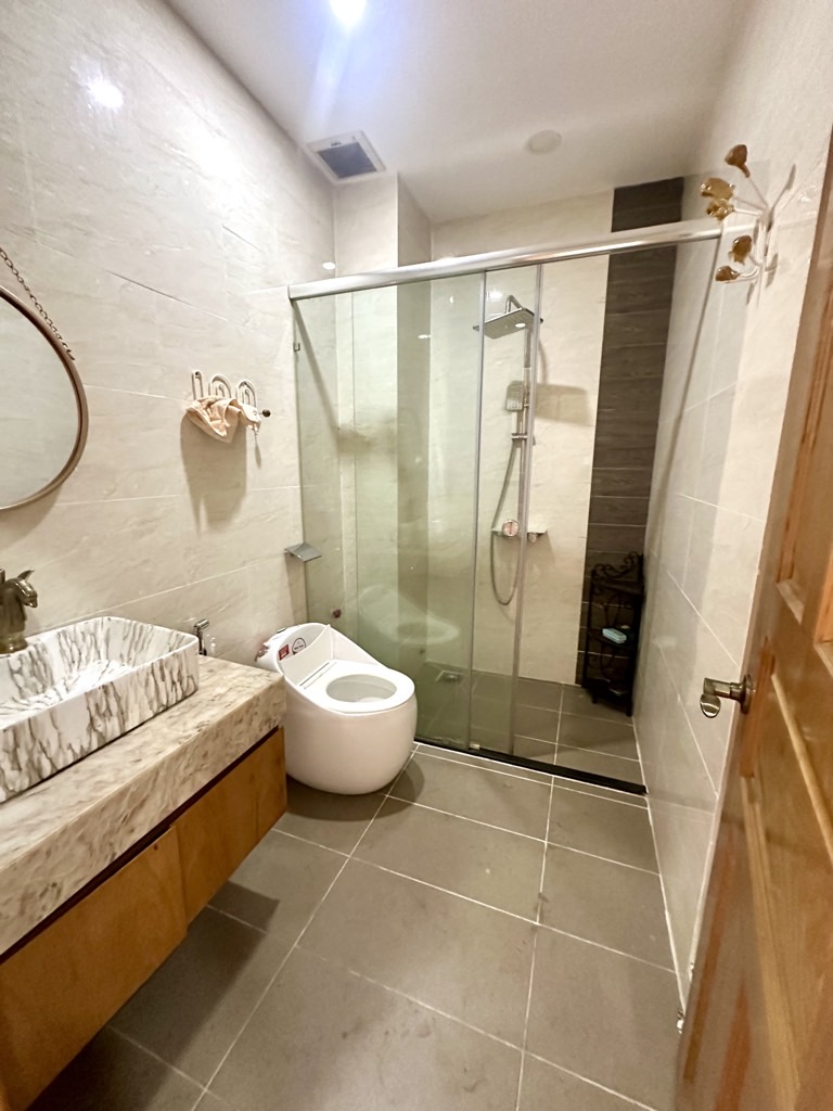 Bán BT tại Dương Bá Trạc, Rạch Ông, Quận 8, HCM giá 18,5 tỷ, 96m2, ngang 8m 