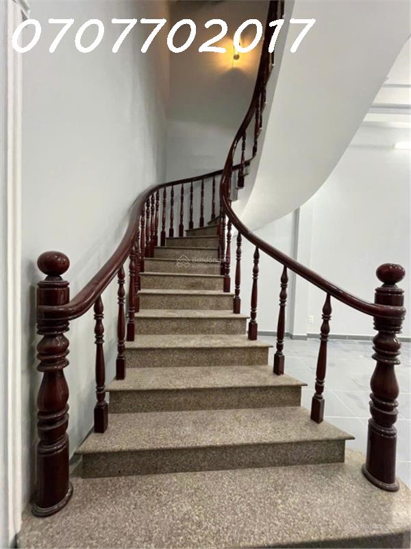  BÁN NHÀ HXH Tân Phú - 60m2 - 3 Tầng - GIÁ CHỈ 6 Tỷ - SHR!

 VỊ TRÍ VÀNG Gò Dầu, Tân Quý 
