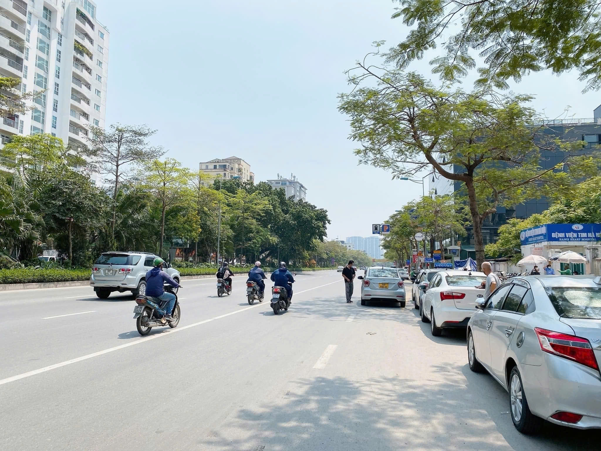  BÁN TÒA NHÀ MẶT PHỐ VÕ CHÍ CÔNG, TÂY HỒ- 400M x 9T CÓ HẦM- DÒNG TIỀN 400TR/TH - GIÁ 173 TỶ 