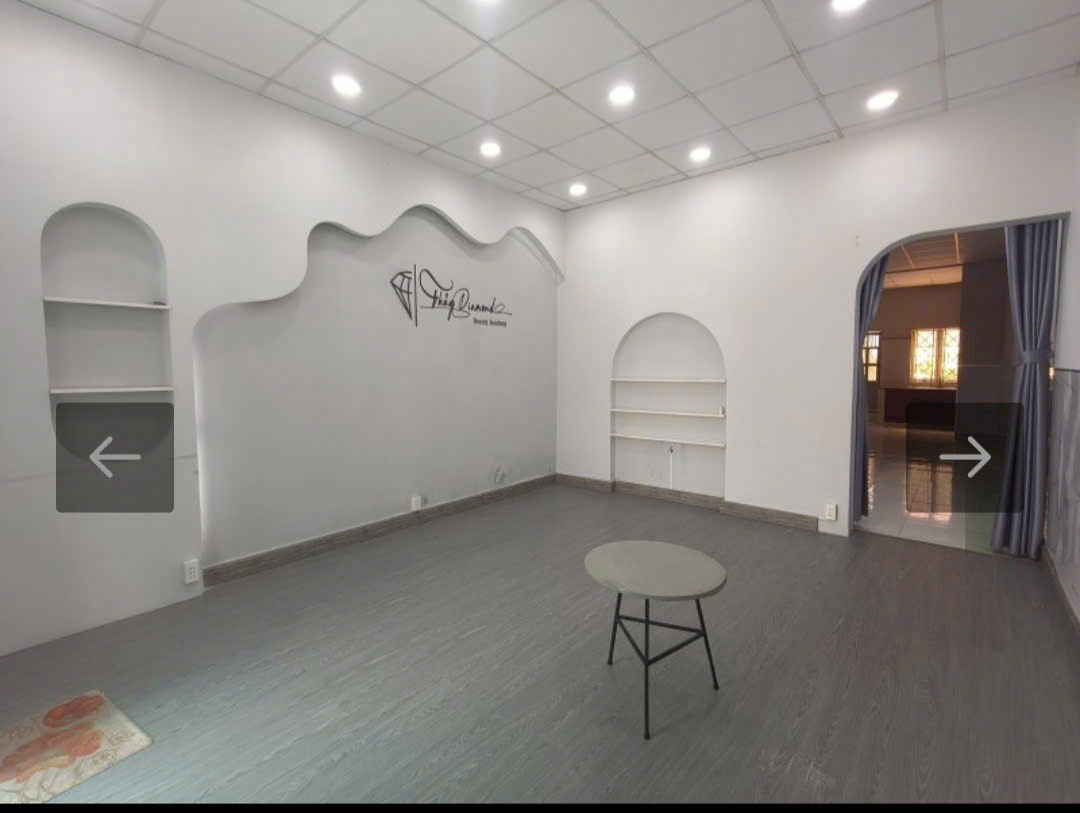  Mặt tiền gần Lê Văn Việt Q9  120m2 công nhận 90m2 ngang 5 dài 20 giá nhỉnh 8 tỷ 