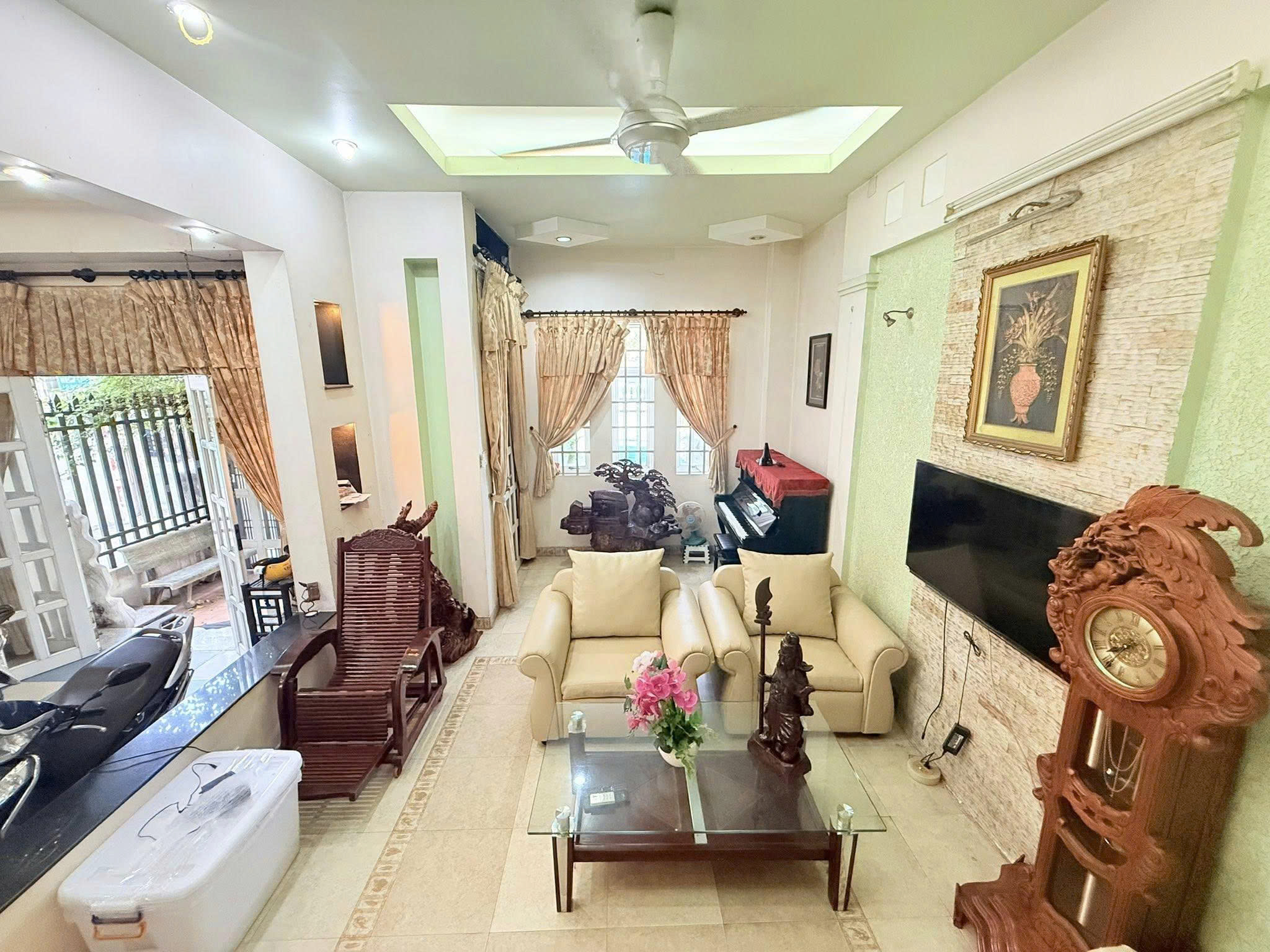  Bán nhà Lô góc Hẻm 6m Tân Kỳ Tân Quý - Trường Chinh, 7,4x13m, 3 Tầng, 6PN,  11,5 tỷ. 