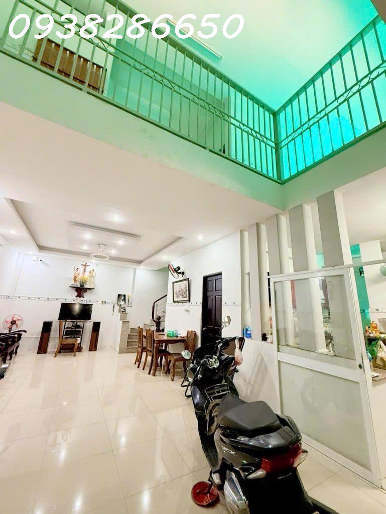  MẶT TIỀN KINH DOANH TÂN THỚI NHẤT QUẬN 12 , DT 8,5 X 16 = 136M2 ,NHÀ 3  TẦNG ,3PN,4WC 