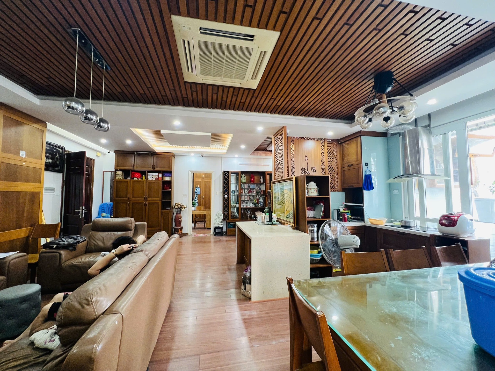  ????????Chung cư 335 Cầu Giấy 125m 3PN, Thoáng 2 mặt, Vị trí trung tâm, 8.8 tỷ 