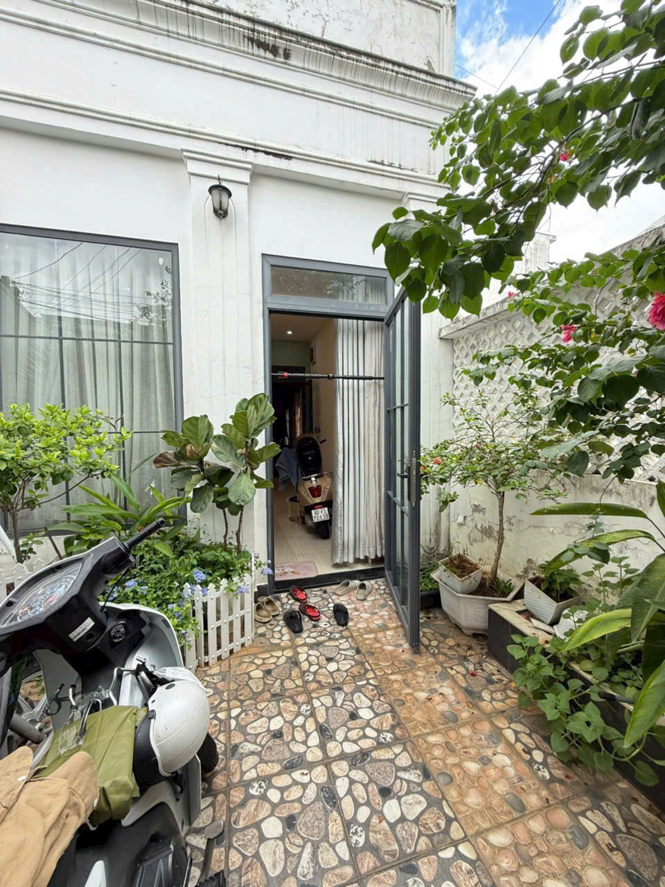  Bán nhà gác lửng, gần chợ Tân Phong, đường nhựa 5m thông, chỉ 3 tỷ 999 