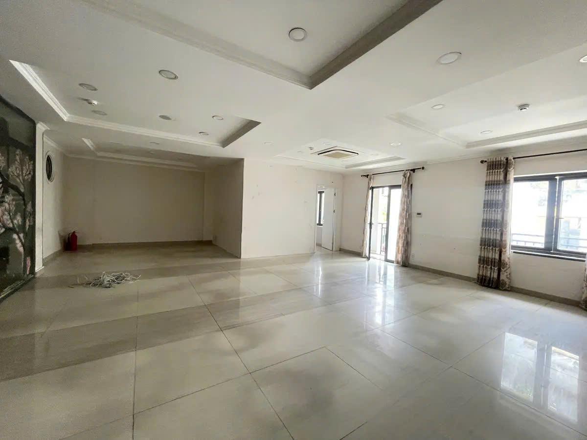  DT khủng 168m2, MT 8m, sổ A4, chỉ nhỉnh 13 tỷ TL, chủ kẹt vốn bán GẤP 