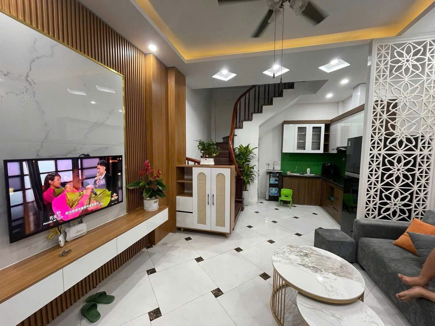  Bán gấp nhà tại Xuân Phương, Nam Từ Liêm, 30.8m, 4 tầng, ô tô đỗ gần 