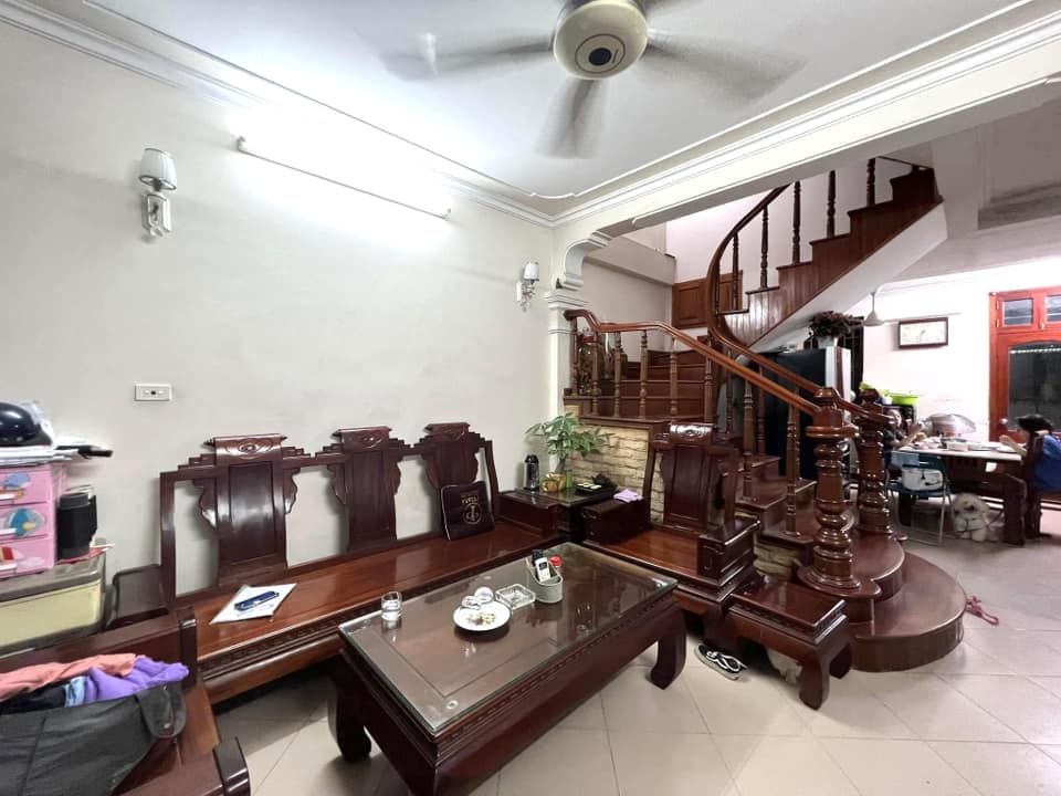  NHÀ TRẦN CUNG – 44M2 x 5 TẦNG – GẦN BV E – GIÁ 7,6 TỶ 
