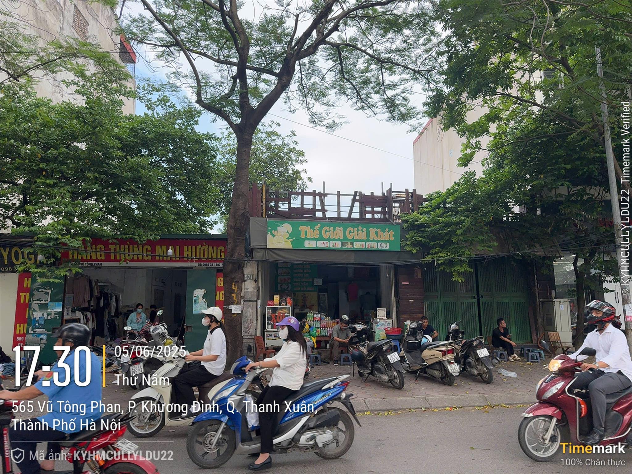  Bán nhà 2 tầng mặt phố Vũ Tông Phan, Thanh Xuân, Hà Nội 