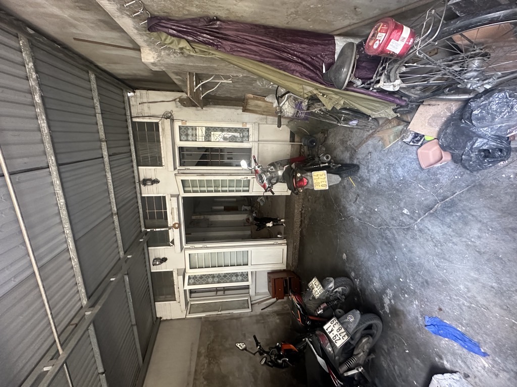  Bán đất tặng nhà 2 tầng Ngô Gia Tự Long Biên- 75m mặt tiền 5m -oto- ngõ nông - nhỉnh 8 tỷ( thương lượng) 