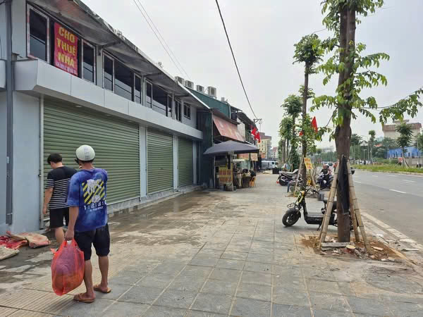 Cho thuê cửa hàng kinh doanh buôn bán làm văn phòng 