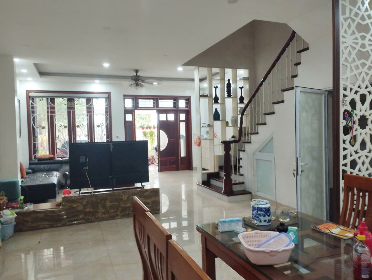  CHÍNH CHỦ BÁN GẤP 37M giá 4.2 tỷ Tại Phú Lương Hà Đông Ô TÔ ĐỖ. 