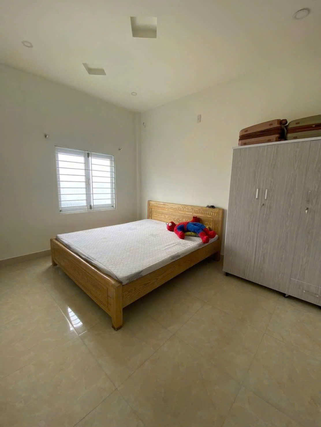  Bán nhà hẻm oto lương đình của, ngọc hiệp để lại full nội thất
Diện tích 64,2m2 Giá bán 3,2 tỉ   Liên hệ em  anna 