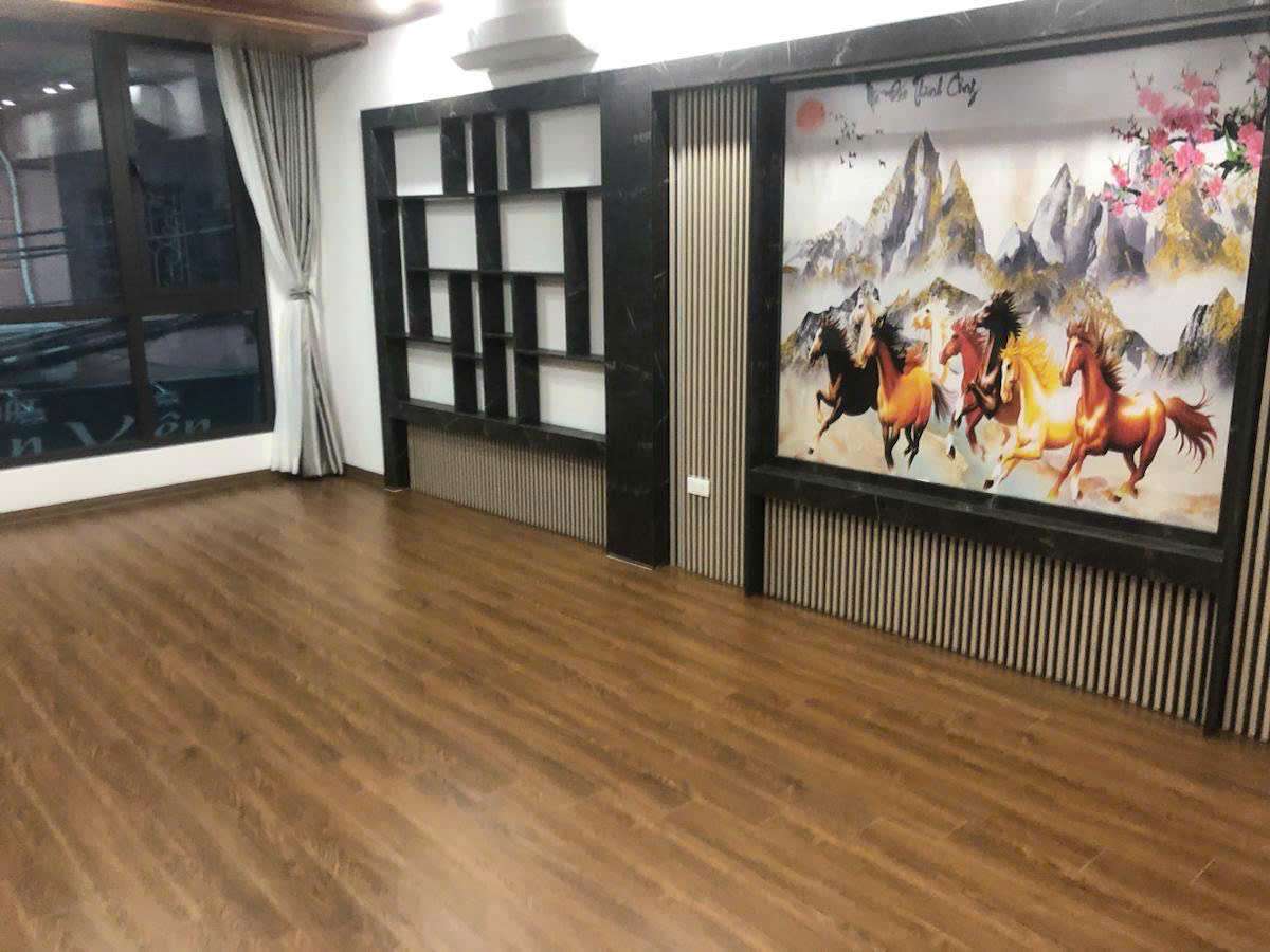  BÁN NHÀ MẶT PHỐ BỒ ĐỀ ,Long Biên– 70M2,  5 TẦNG, CÓ THANG MÁY – GIÁ CHỈ 23,9 TỶ 