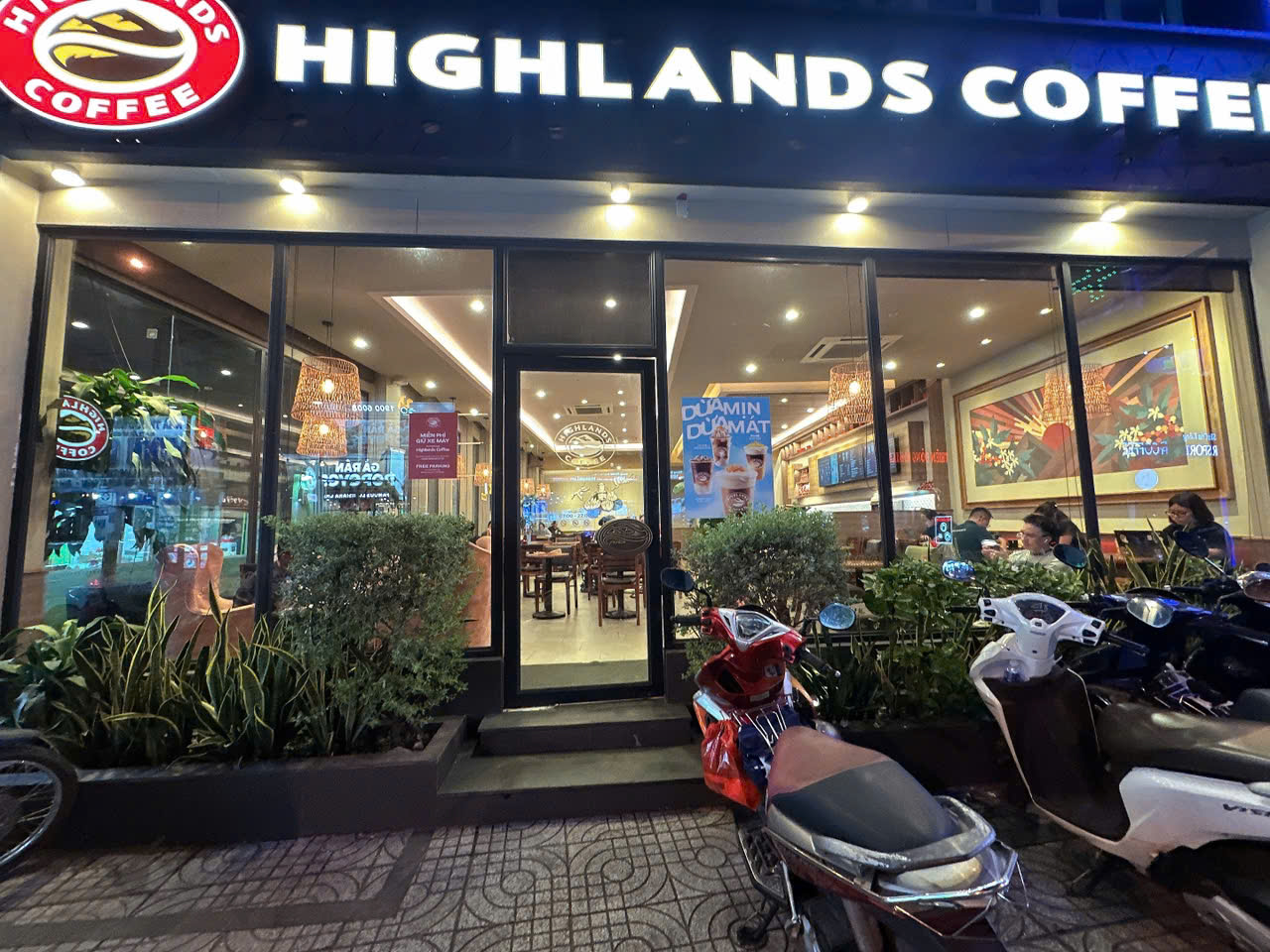  BÁN GÂP CĂN GÓC MẶT TIỀN NGUYỄN XÍ BÌNH THẠNH- DOANH THU 45TR/THANG- GIẢM 1TY- THƯƠNG LƯỢNG LỘC LÁ 