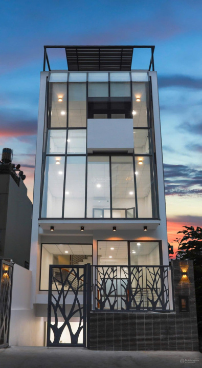  Bán nhà mặt tiền An Phú, Quận 2 – 105m² (6x18m), 1 trệt 3 lầu, đối diện The Sun Avenue, Giá 40 tỷ 