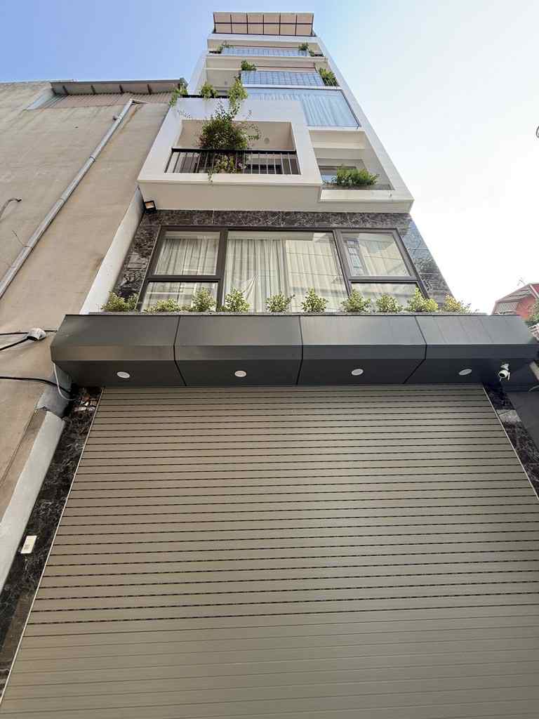  Siêu phẩm Long Biên, 45m x 7 tầng, thang máy, gara 7 chỗ, full nội thất 