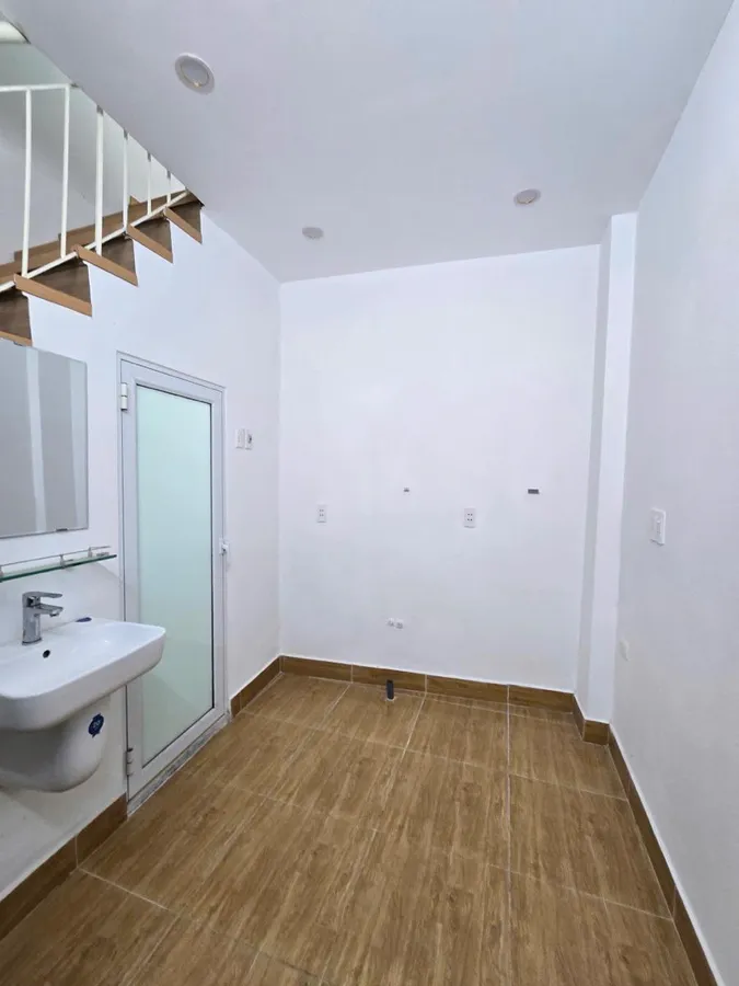  Ngõ Chợ Khâm Thiên 15m2 4 tầng, mặt tiền 3m giá 2.9 tỷ Đống Đa 