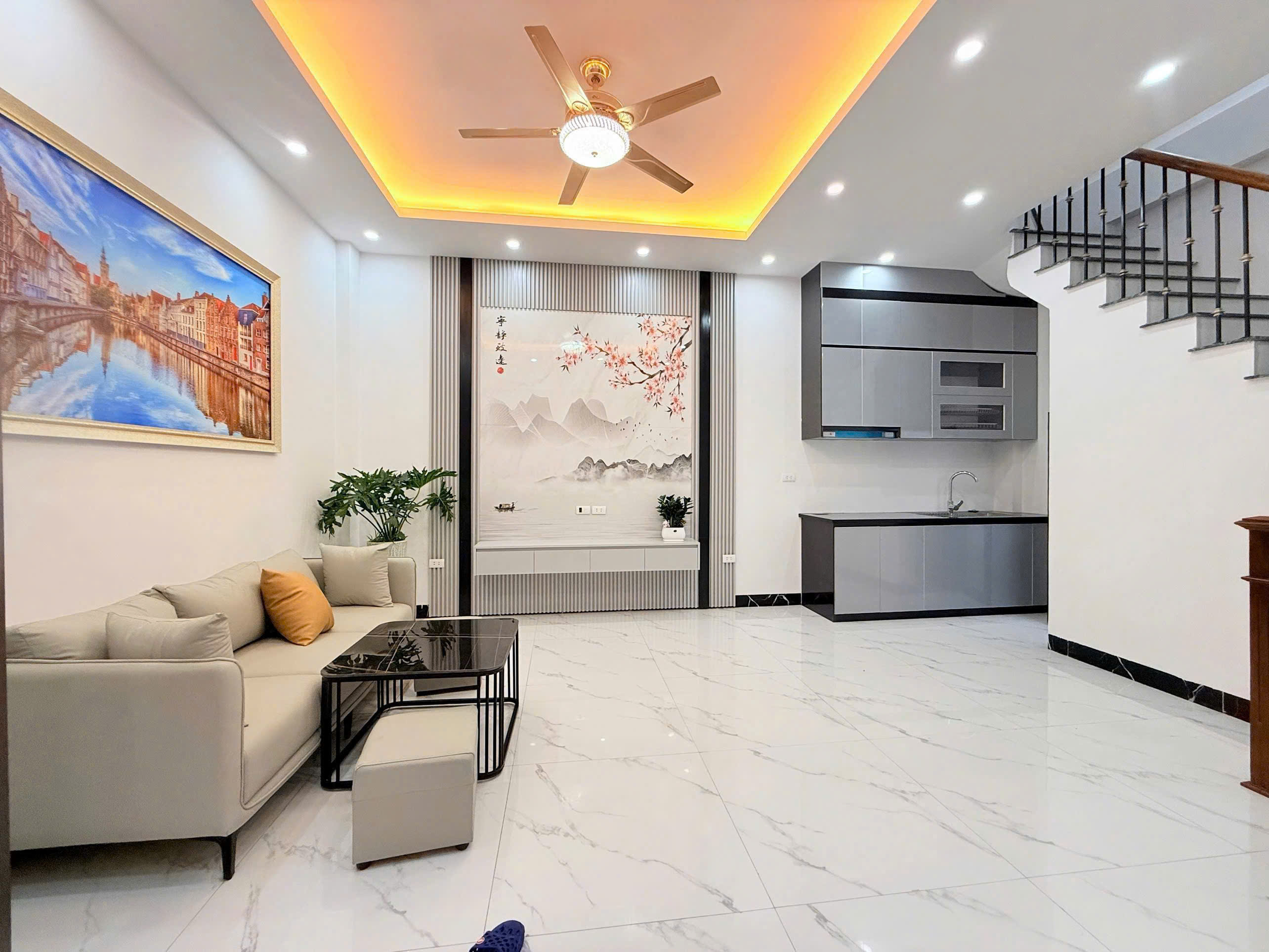  CẦN BÁN GẤP – CẦN TIỀN KHÁCH MUA GIÁ NÀO CŨNG BÁN 