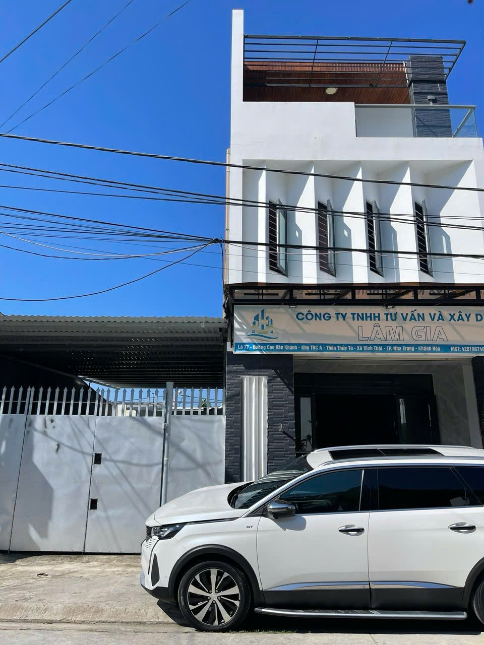  Bán nhà lô 77 khu tái định cư Thủy Tú, xã Vĩnh Thái,TP Nha Trang diện tích đất 150m2 Giá 6 tỷ khách thiện chí thương lượng 
Liên hệ e Trang i để đi xem nhà và chốt mau mắn 