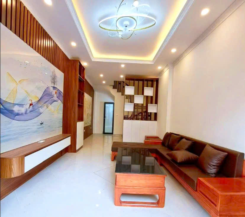  BÁN NHÀ LẠC LONG QUÂN - 40M - 5T - GẦN Ô TÔ - NGÕ THÔNG - 2 THOÁNG - GIÁ CHỈ 7.4 TỶ. 0968669247 