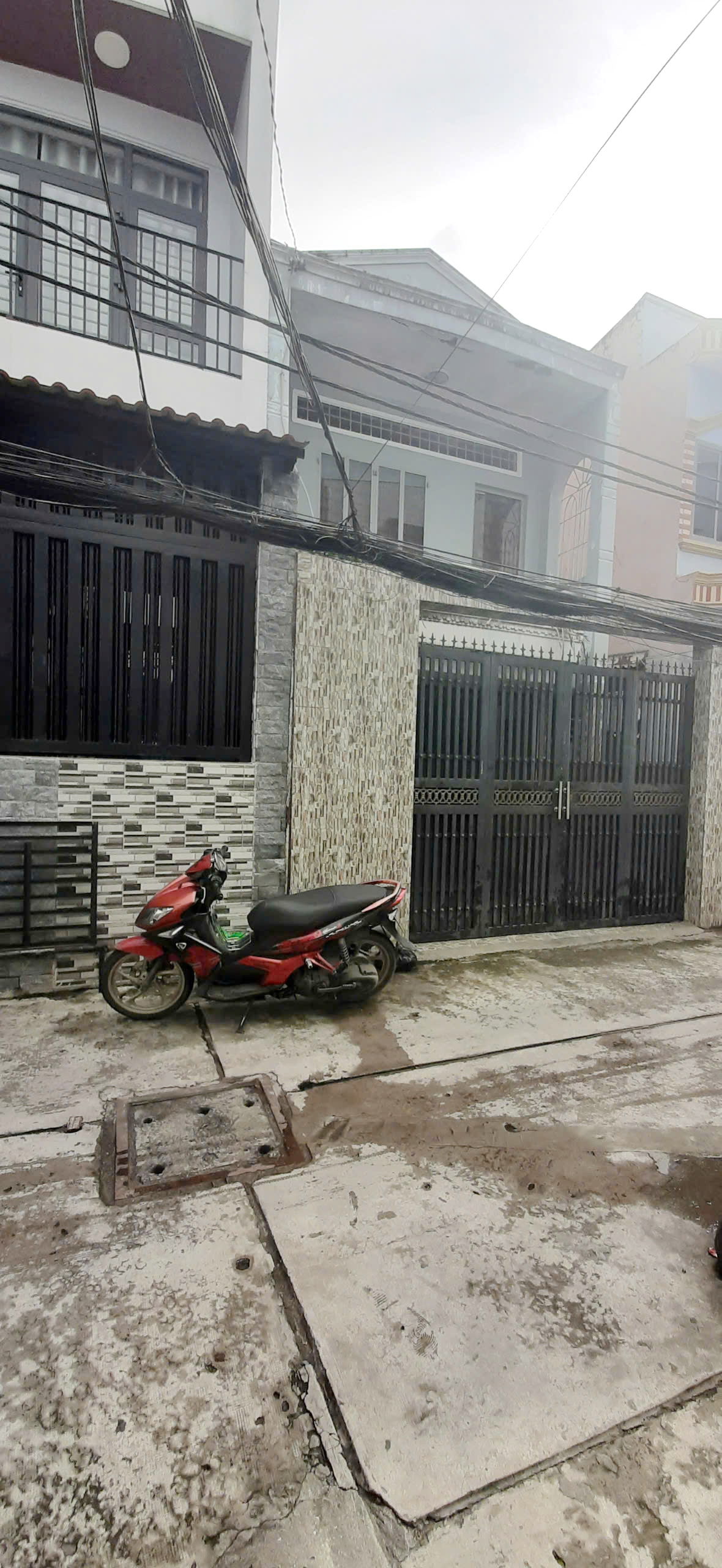  Nhà 2 tầng nở hậu Phạm Thế Hiển P7Q8. Giá 5,6 tỷ TL 