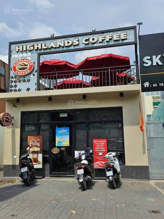  Góc 2 MT Trần Não - bán nhà Trần Não Q2 DT: 6*31m - đang cho cafe thuê HĐT: 130tr/th - giá 39.5 tỷ 
