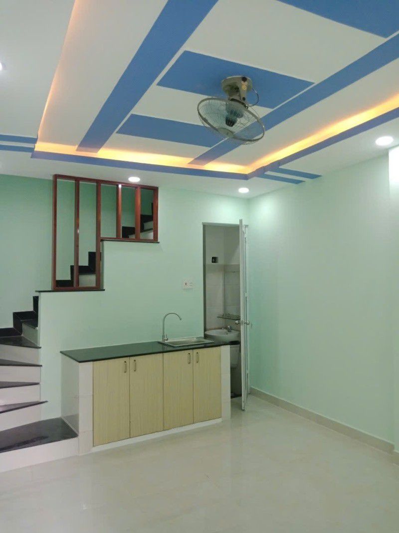  ĐƯỜNG PHAN ĐÌNH PHÙNG - PHÚ NHUẬN - HẺM Ô TÔ - SÁT QUẬN 1 - KẾ BÊN PHAN XÍCH LONG - 30M2 - 4 TẦNG BTCT - SỔ VUÔNG - NHÀ MỚI VÀO Ở NGAY - GIÁ 3.2 TỶ 