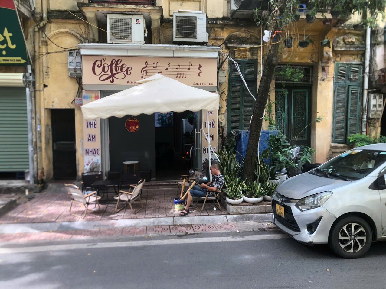  Cần sang nhượng nhanh quán café âm nhạc đang kinh doanh lượng khách ổn định tại quận Ba Đình, HN 