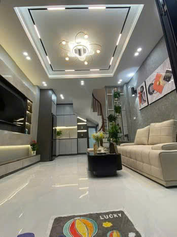  Bán nhà đẹp Dương Văn Bé – Full nội thất – Cách mặt phố chỉ 20m 