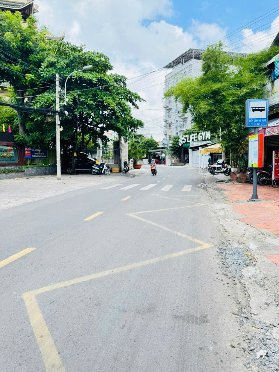  MẶT TIỀN ÂU CƠ – KHUÔNG VIỆT – 3 TẦNG – 104M² – KINH DOANH ĐỈNH – CHDV TUYỆT VỜI – CHỈ 13 TỶ HƠN. 