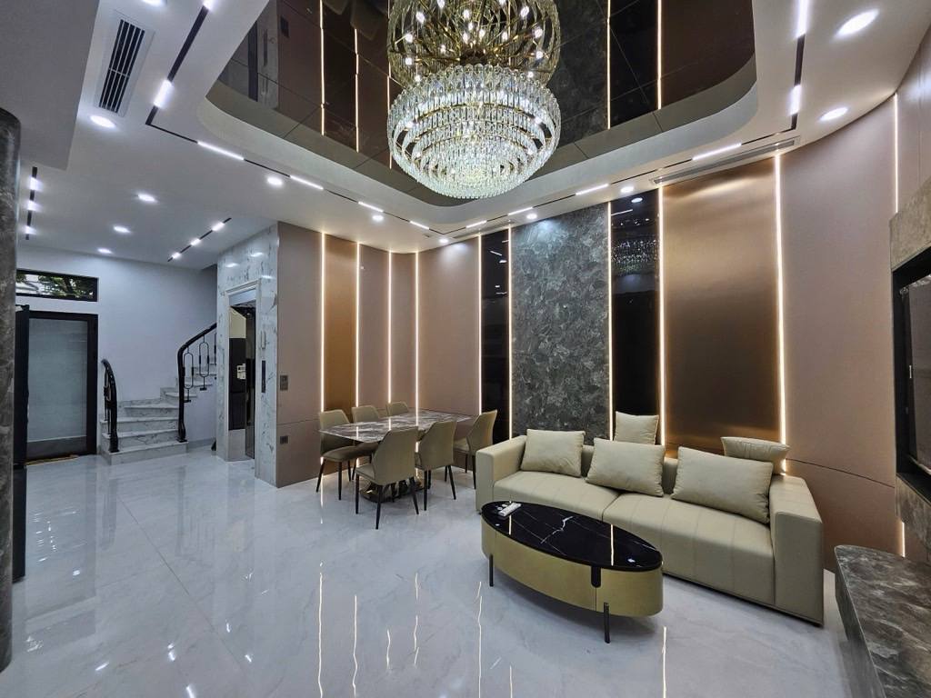  BÁN NHÀ XUÂN ĐỈNH 40M X 7 TẦNG THANG MÁY - PHÂN LÔ - Ô TÔ ĐỖ CỬA - 10.3 TỶ. 0968669247 