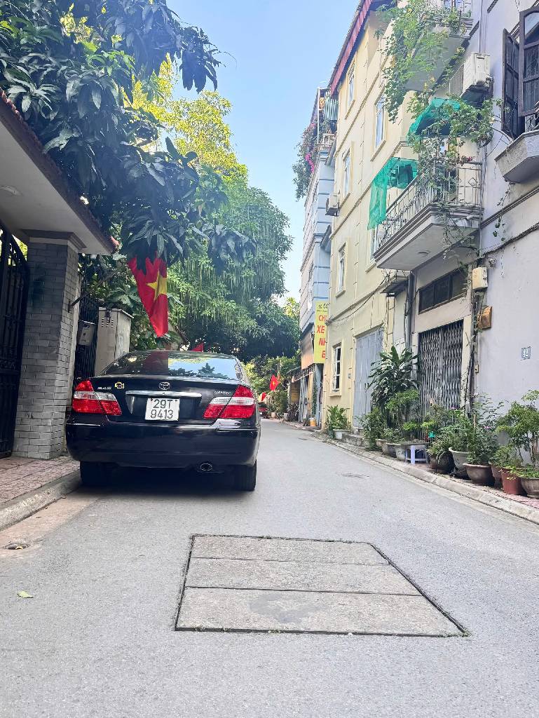  NGUYỄN VĂN CỪ,LONG BIÊN 10 tỷ 50m MẶT TIỀN 5m NGÕ Ô TÔ,NHÀ C4 CŨ 