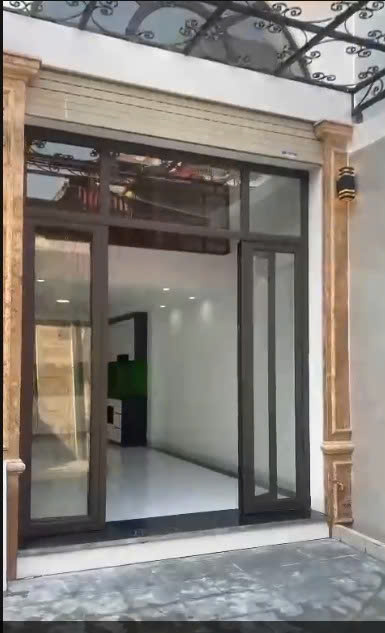  Cho thuê nhà ngõ ô tô tránh Vĩnh Hưng, 5 tầng x 45m2, thang máy, 15 Triệu VP kết hợp ở 