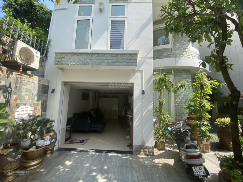  Cần bán biệt thự khu Compound Trần Não, Quận 2 với DTXD: 294m2 (10x29m), giá: 58 tỷ 