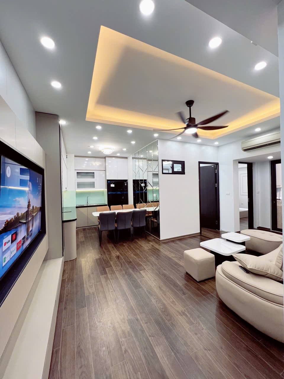  ????????N07 Thành Thái 86m 3PN Full nội thất, 7.55 tỷ gần công viên Cầu Giấy 