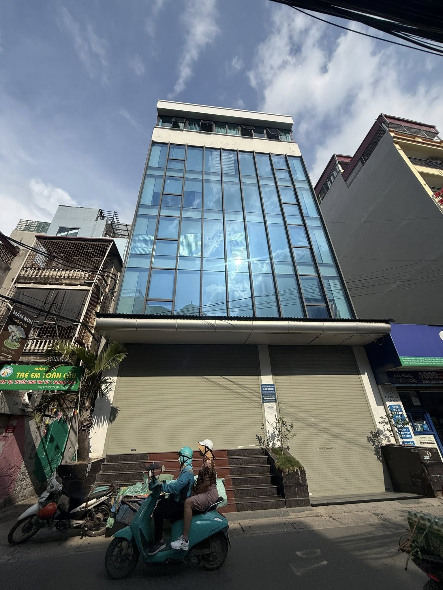  Bán Tòa Building, Lô Góc-Mặt Phố Phú Diễn 180m/7T Thang máy, Mặt Tiền 10m 62 Tỷ 