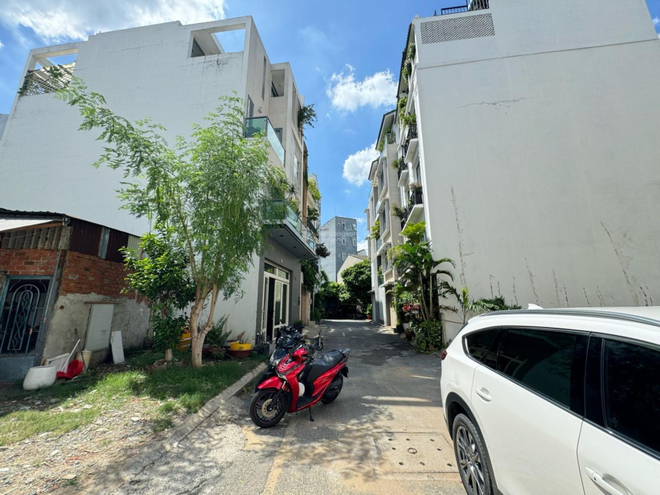  Bán đất đẹp khu compound đường số Trần Não, P Bình An Quận 2. DT: 89,4m2(5,57x15,6), giá: 16tỷ5 