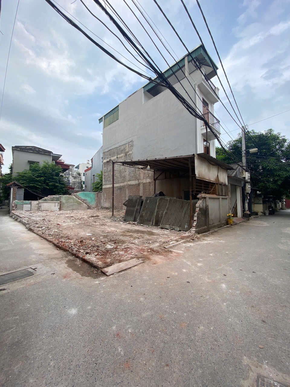  BÁN LÔ GÓC SIÊU ĐẸP – THANH AM, LONG BIÊN 