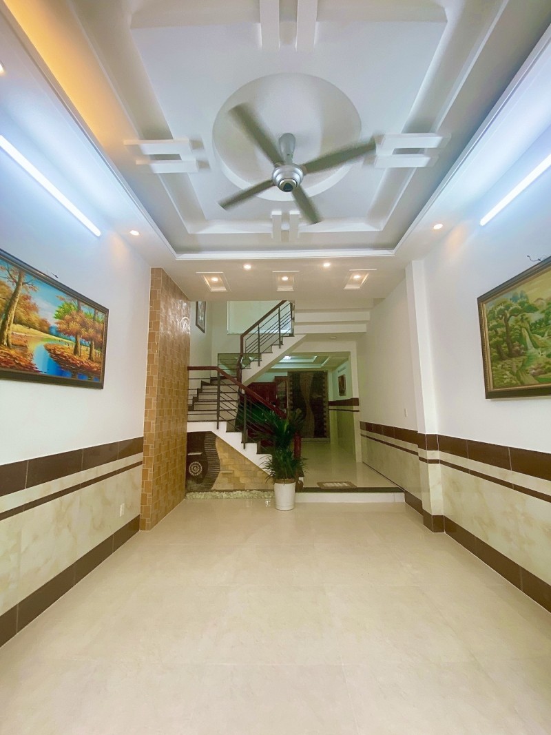  Bán nhà 64m², 4PN, 4WC, 3 tầng, Q.9, 7,05  tỷ, sổ hồng 