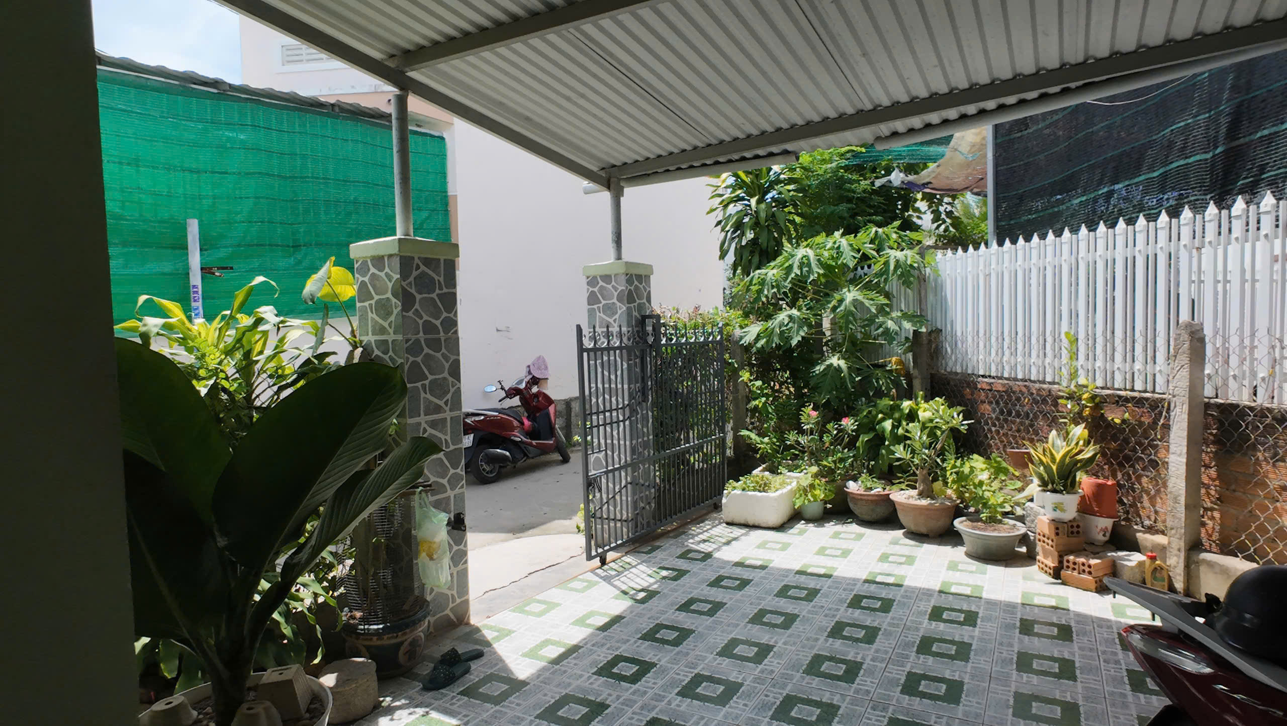  BÁN NHÀ CẤP 4 LÔ ĐẤT 2 MẶT ĐƯỜNG OTO VĨNH THẠNH, NHATRANG 